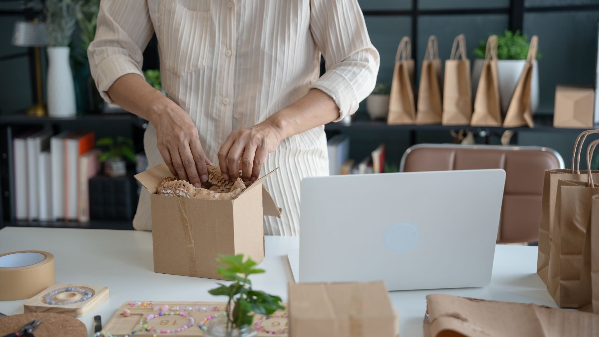 Jak snížit odpad v e-shopu: 12 změn, které nebolí
